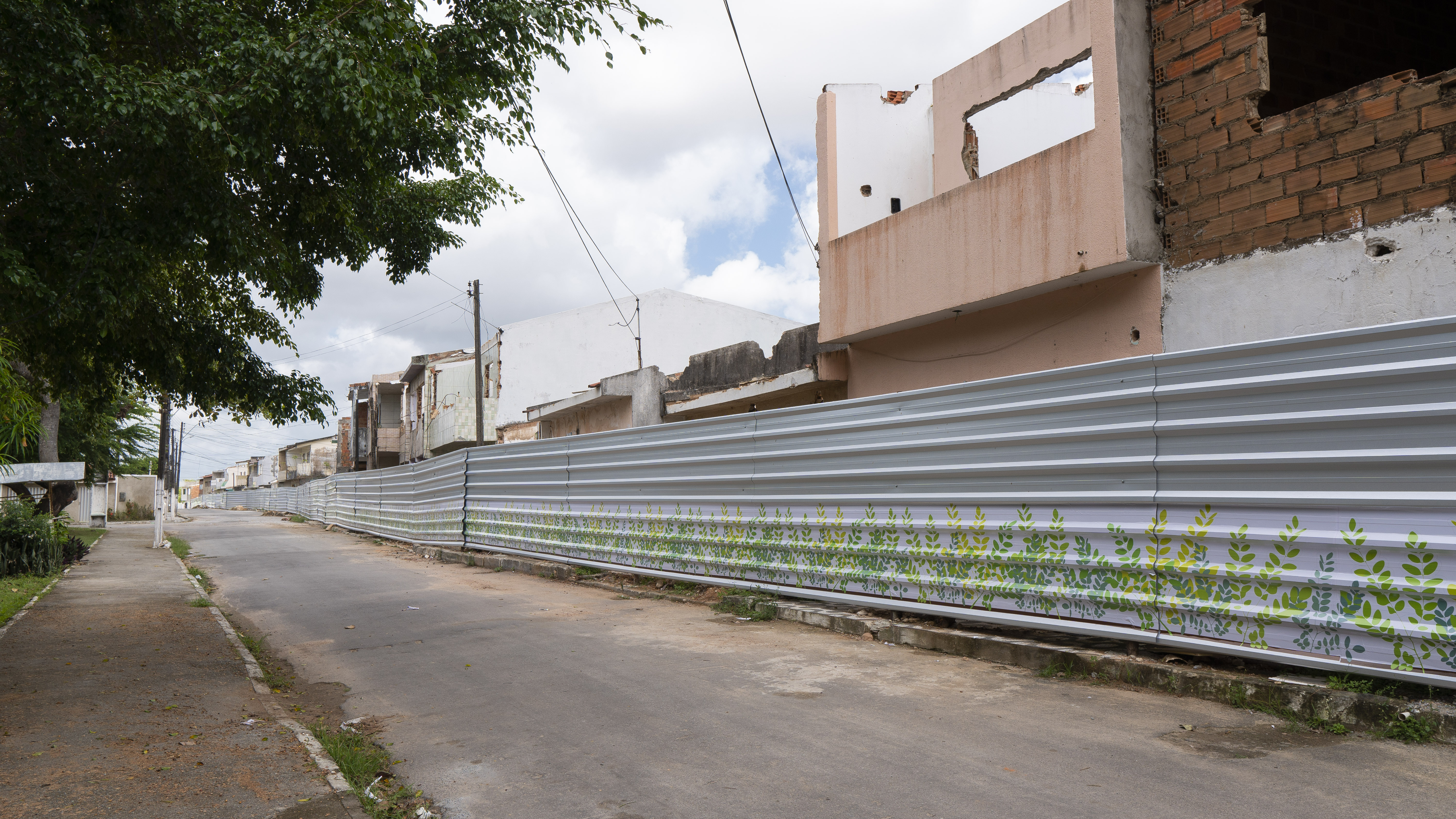 Muros de protecao - Jardim Alagoas1.jpg